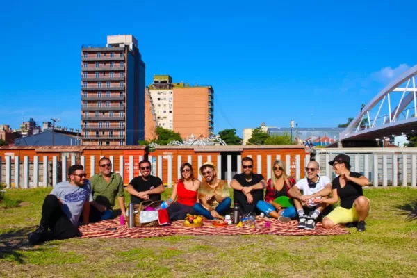 “Criticamos la realidad desde el humor”