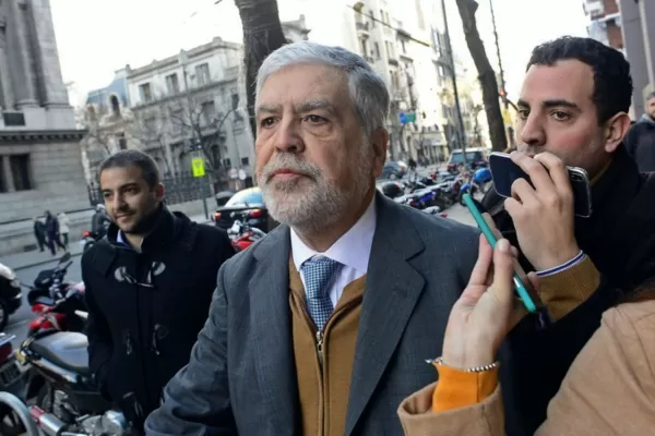 Procesaron a De Vido por favorecer a Odebrecht en una obra que pasa por Tucumán
