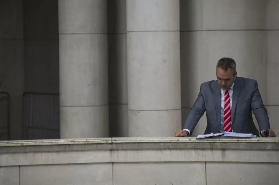 REPASANDO LA CAUSA. Diego López Ávila tuvo activa participación en varias de las audiencias del juicio. la gaceta / FOTO DE JORGE OLMOS SGROSSO