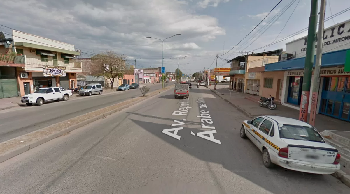 Investigan la misteriosa muerte de un joven herido en Siria al 2.000