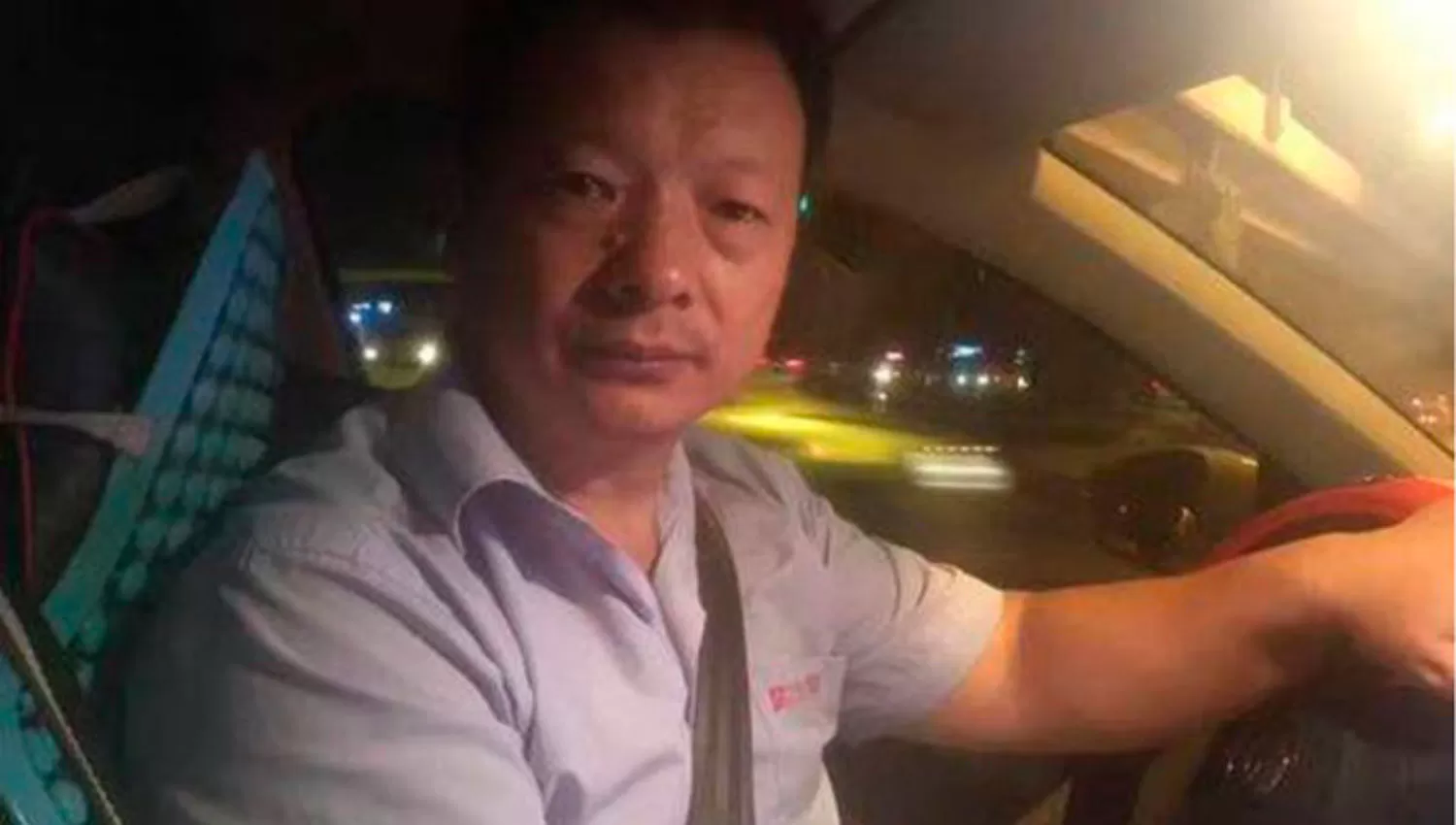 EL TAXISTA QUE CUMPLIÓ SU OBJETIVO. FOTO TOMADA DE ELOBSERVADOR.COM.UY