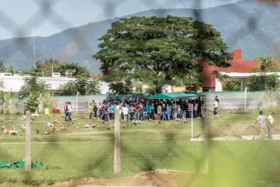 Video: un nuevo cortejo fúnebre tumbero causó temor en Yerba Buena