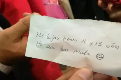 Caputo pidió disculpas y explicó el trasfondo del papelito a Cerruti