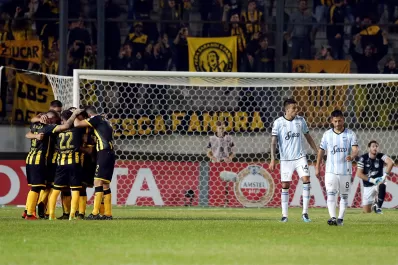 Atlético no pudo con Peñarol y cayó en Montevideo