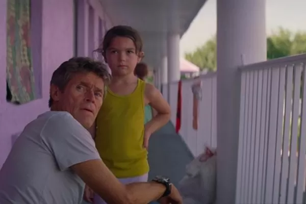 Willem Dafoe se luce en el papel de un hombre común