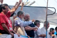 Mientras se espera su detención, Lula participó de la misa que se convirtió en un acto político