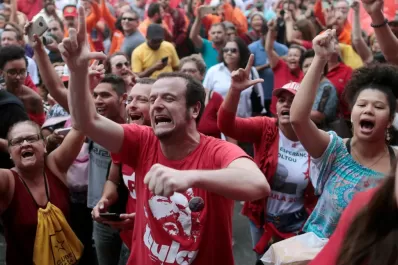 Lula demoró su entrega y crece la tensión