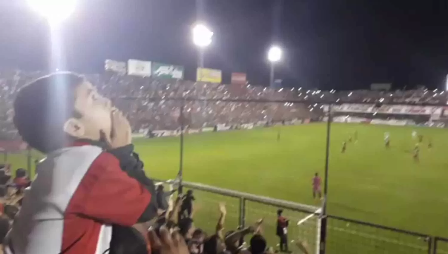 ILUSIÓN. El golazo de Bieler se celebró con los ojos para arriba y las manos en alto. CAPTURA DE VIDEO