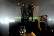 Video: el público insultó a Pity Alvarez cuando salió al escenario en Tucumán
