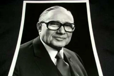 Recorrido humorístico por la política de la última década