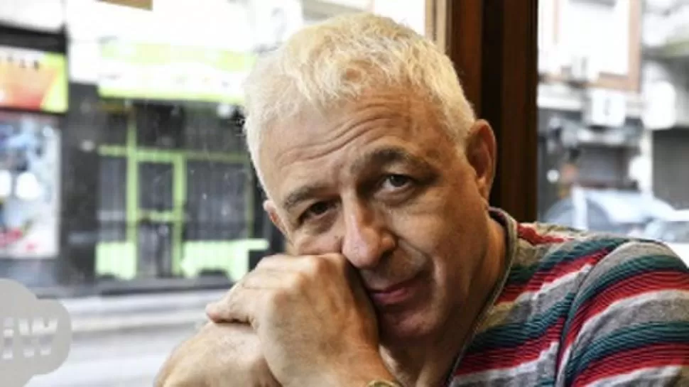 CLAVE. ¿Qué es una patria sin partida de nacimiento?, indaga Rosenzvaig. 