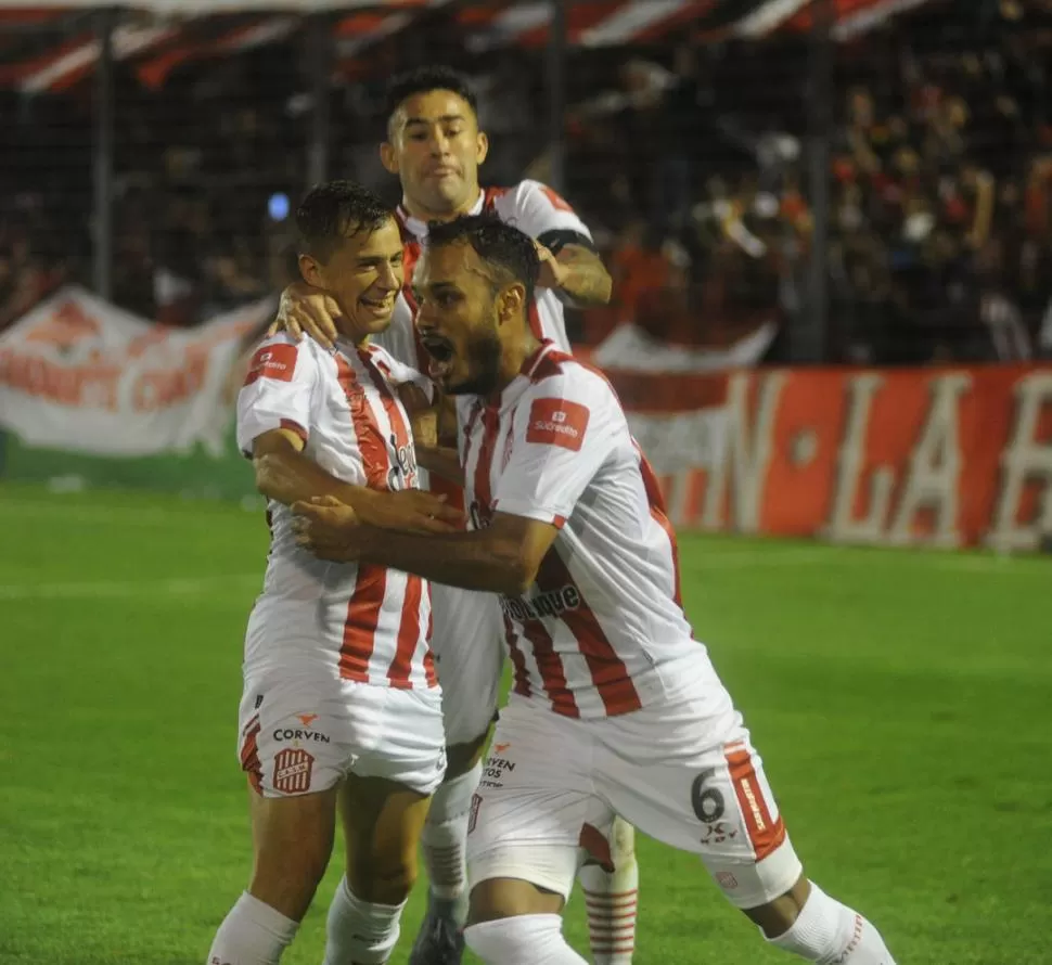 SEQUÍA. Luego de dos temporadas, Ismael Benegas volvió a festejar un gol propio. LA GACETA / FOTO DE Antonio Ferroni