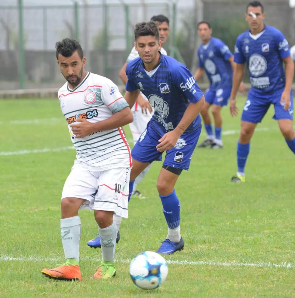 LETAL. Zambrana espera que su racha goleadora la vuelva a sufrir Alvarado. la gaceta / foto de hector peralta