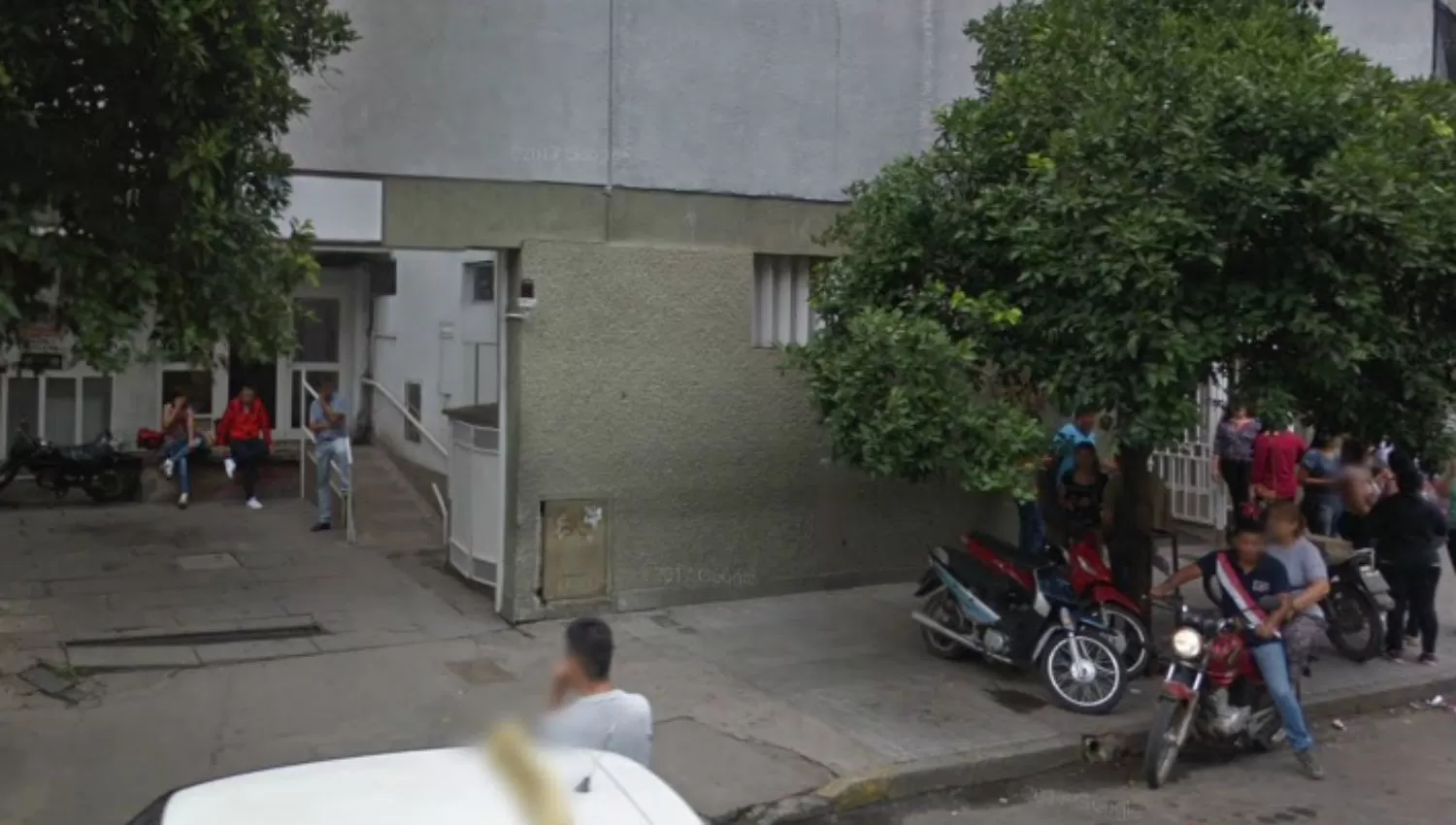 SANATORIO RIVADAVIA. El joven se encuentra grave en terapia. GOOGLE MAPS