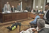 Uno de los baquianos que halló a Paulina declaró que la Policía lo obligó a mentir