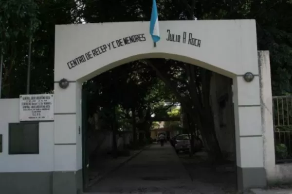 Atraparon a cuatro de los cinco adolescentes fugados del Instituto Roca