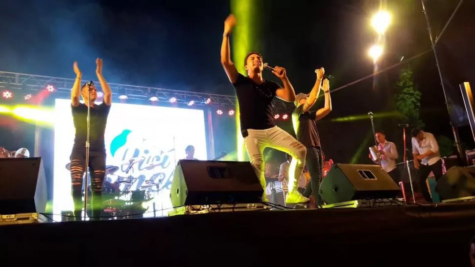 NUEVO RUMBO. Yuthiel Pérez Mondeja (al centro) iniciará otra etapa de su carrera, ya alejado de Banda XXI. 