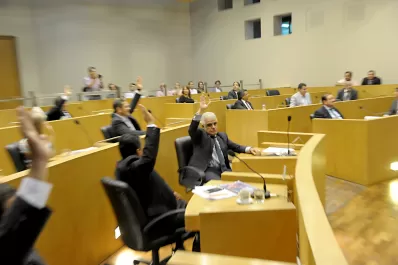 El tratamiento del Boleto Universitario debió posponerse por una desinteligencia en la Intendencia capitalina