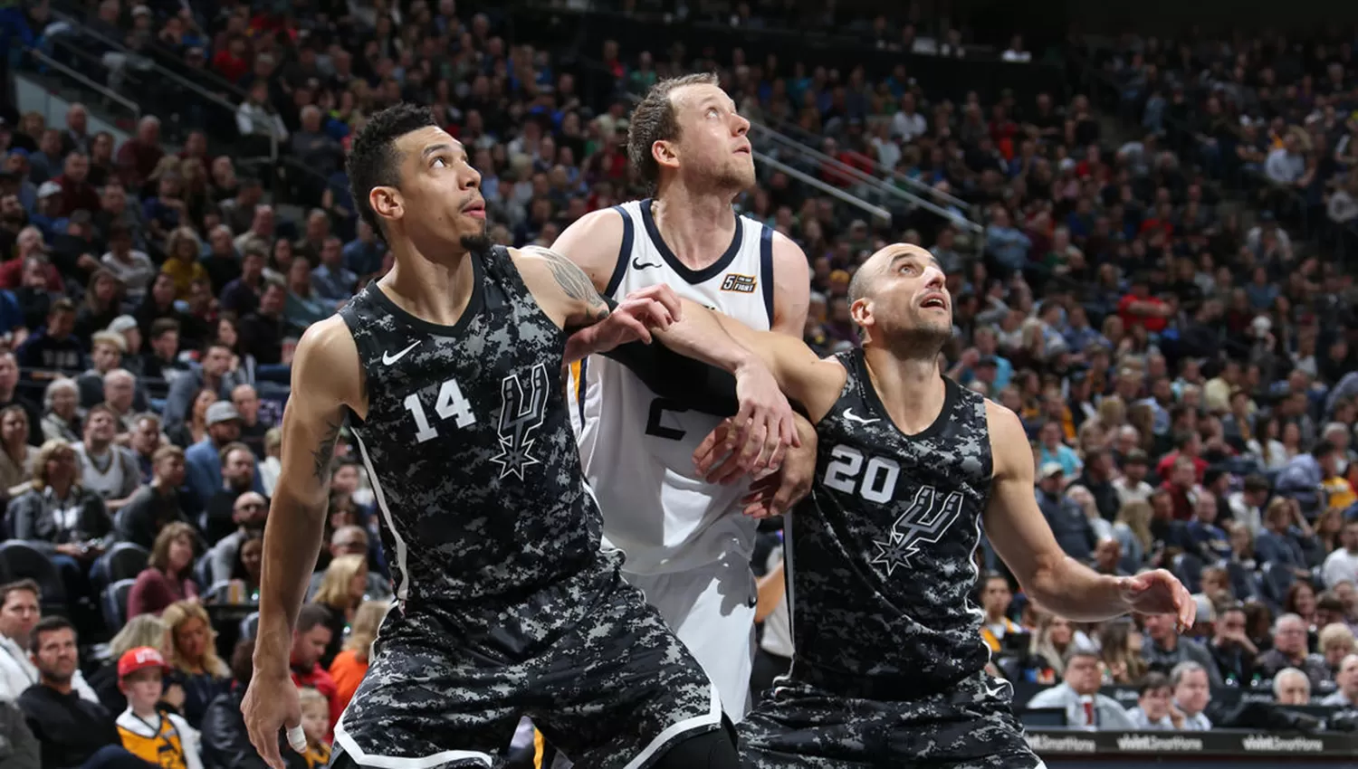 Manu Ginóbili y Danny Green, dos jugadores vitales en la media cancha de los Spurs.
FOTO TOMADA DE PÁGINA OFICIAL SAN ANTONIO SPURS