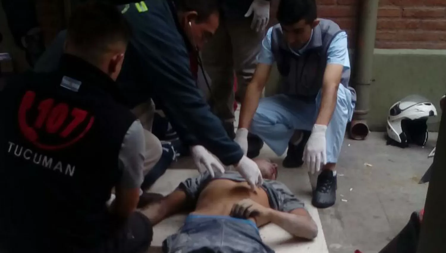 CONTROL. Uno de los detenidos  recibió atención médica por principios de asfixia