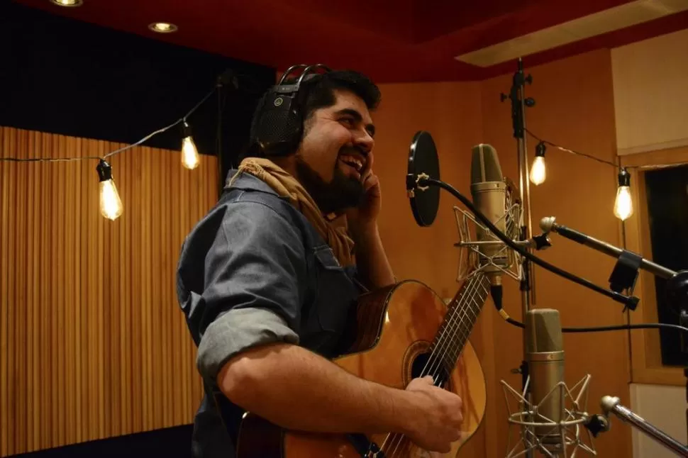 HORROR CERCANO. En “Nuestra verdad”, el tema que le da título a su disco, Garzón habla de las adicciones. 