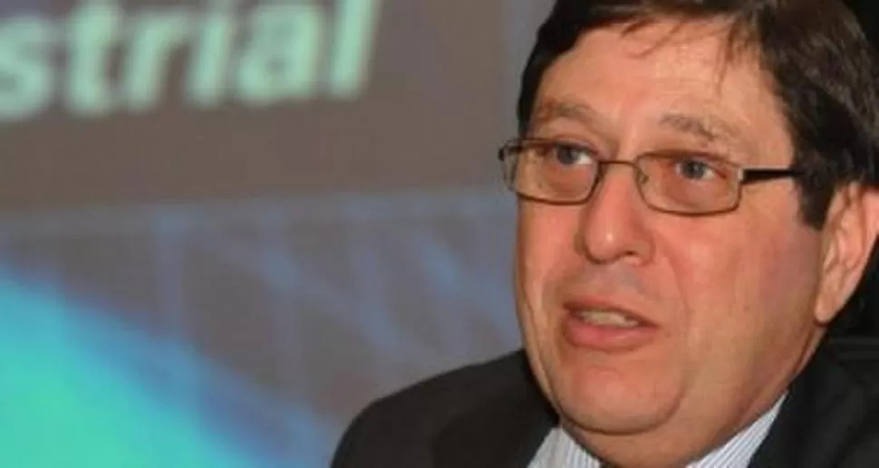  MIGUEL KIGUEL. El ex director del banco Central analizó la situación económica argentina. FOTO TOMADA DE TANPOLÍTICA.COM