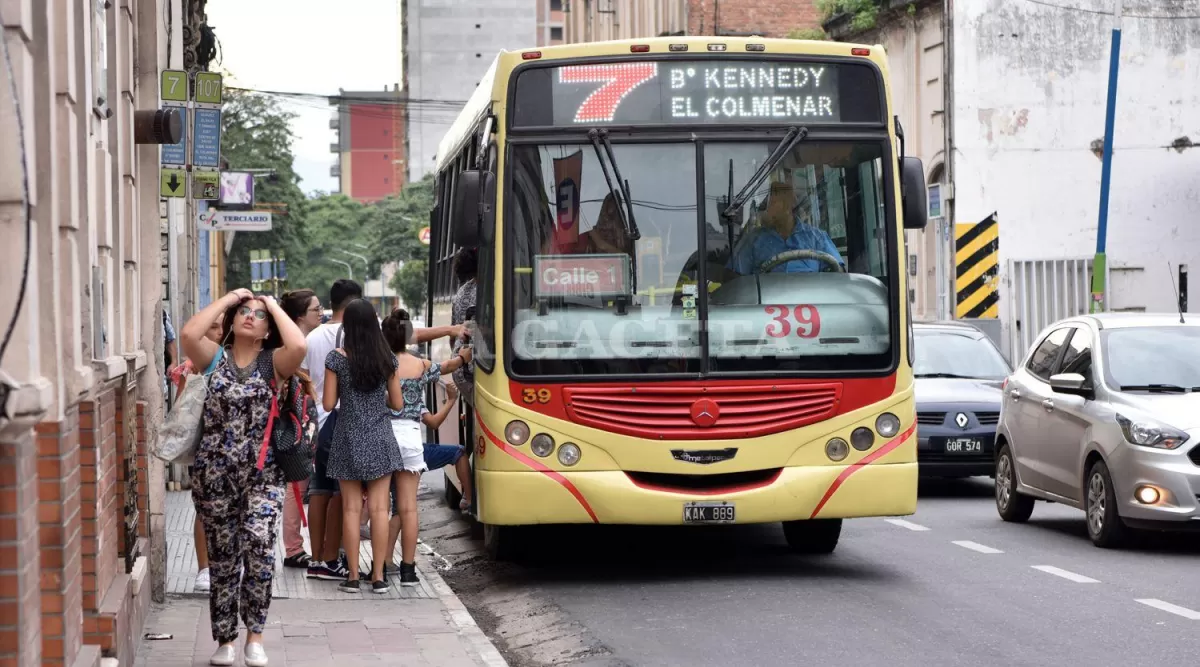 Empresarios del transporte piden exenciones fiscales