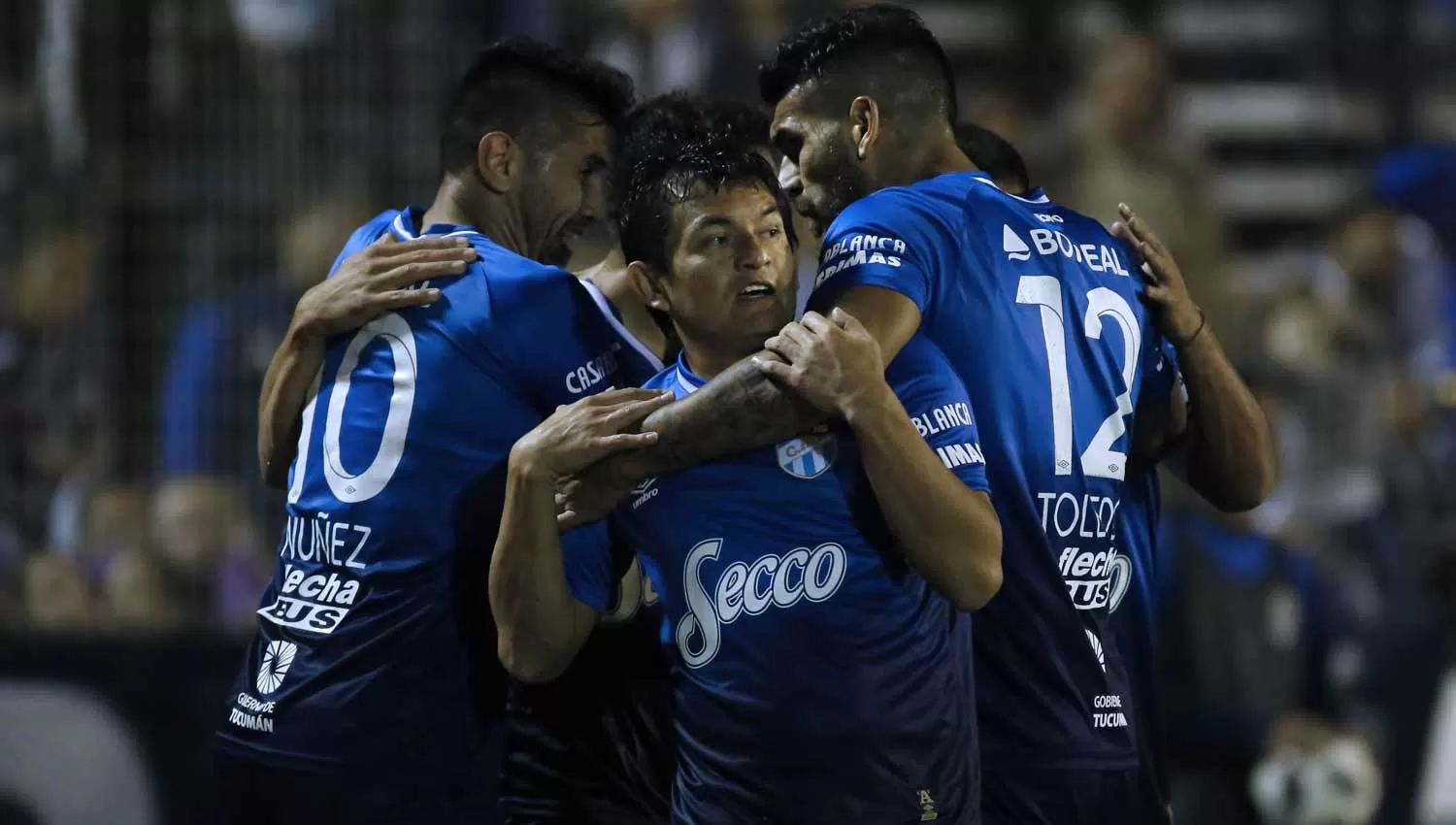 El Pulguita y Toledo serían los delanteros ante The Strongest. FOTO DE MARÍA SILVIA GRANARA (ESPECIAL PARA LA GACETA)