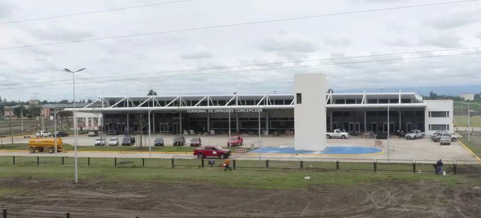 PUESTA A PUNTO. La obra de construcción de la nueva terminal había sido iniciada en 2013 por el kirchnerismo; luego de una parálisis, el intendente Sánchez retomó los trabajos en 2016.  la gaceta / fotos de osvaldo ripoll 