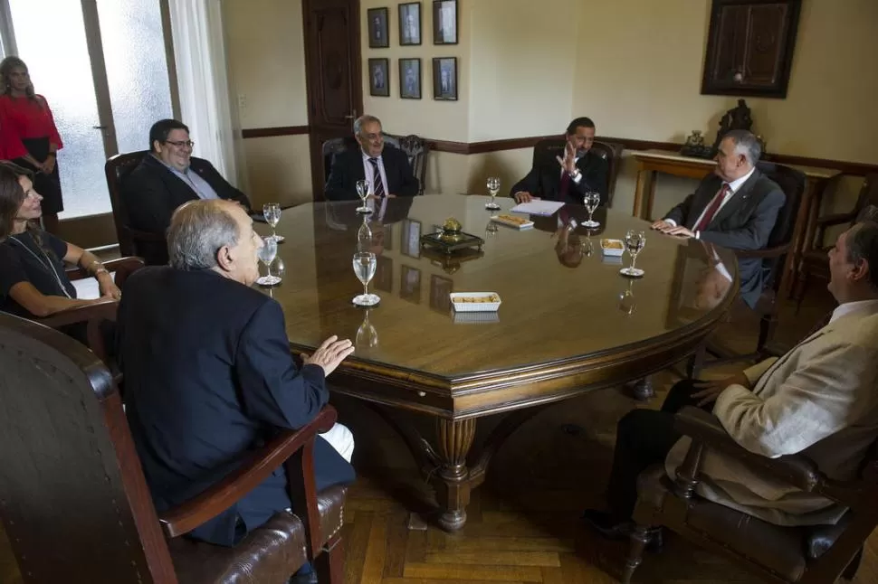 EL ANTECEDENTE. Las autoridades de la Legislatura visitaron la Corte el 8 de marzo. Mañana será al revés. la gaceta / foto de jorge olmos sgrosso