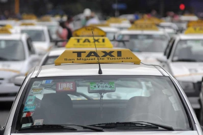 ¿Adiós a los taxis viejos? Qué modelos están autorizados a prestar servicio
