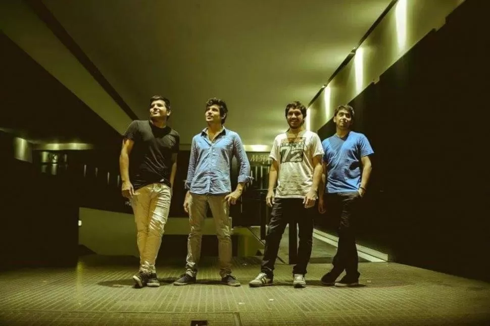 LA BANDA TUCUMANA ROADIE,-