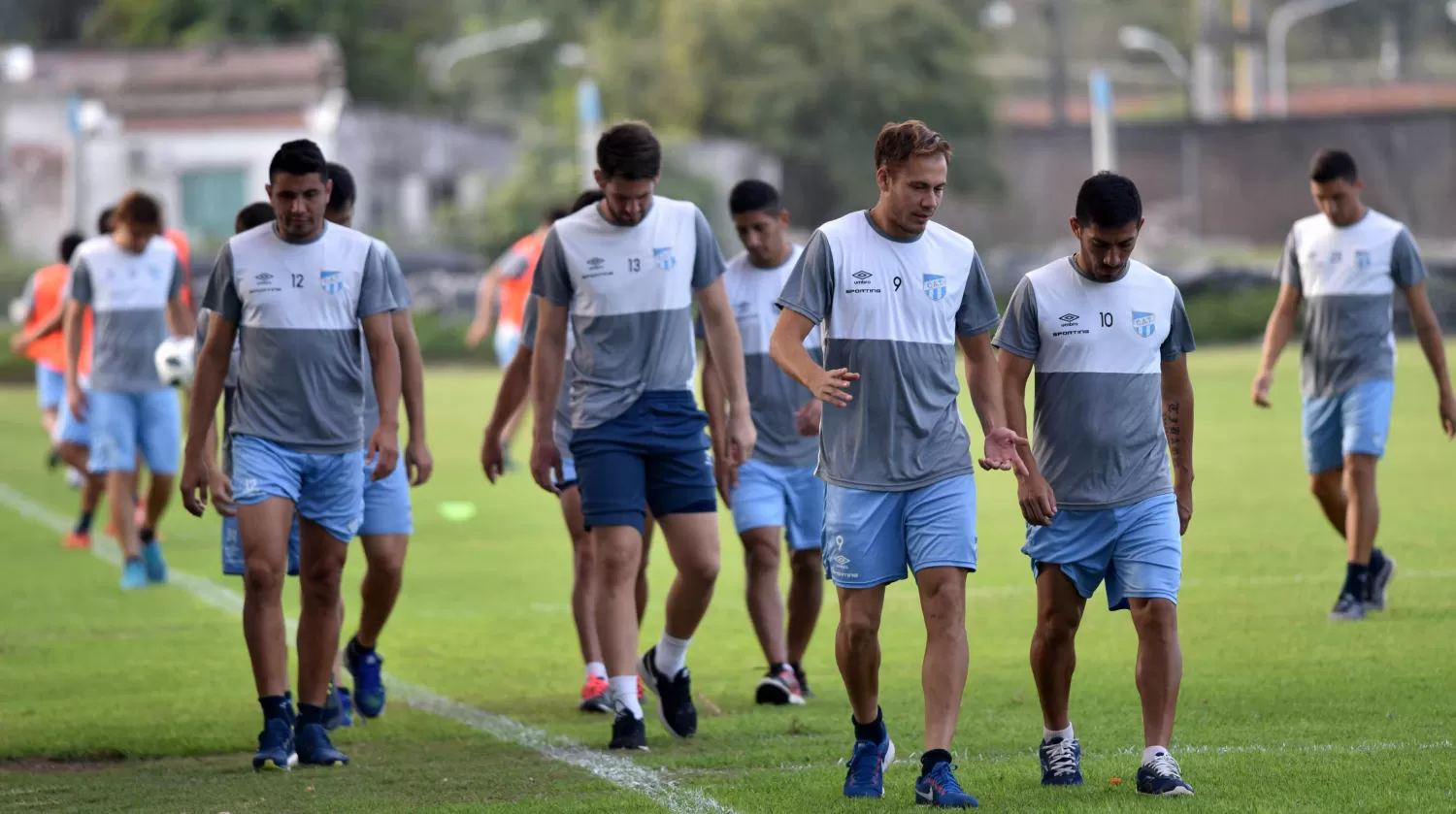 SIN DESCANSO. En Atlético no hay tiempo para relajarse. LA GACETA/FOTO DE INÉS QUINTEROS ORIO