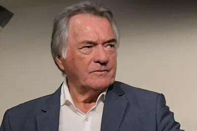 Barrionuevo no le cierra el PJ a Cristina