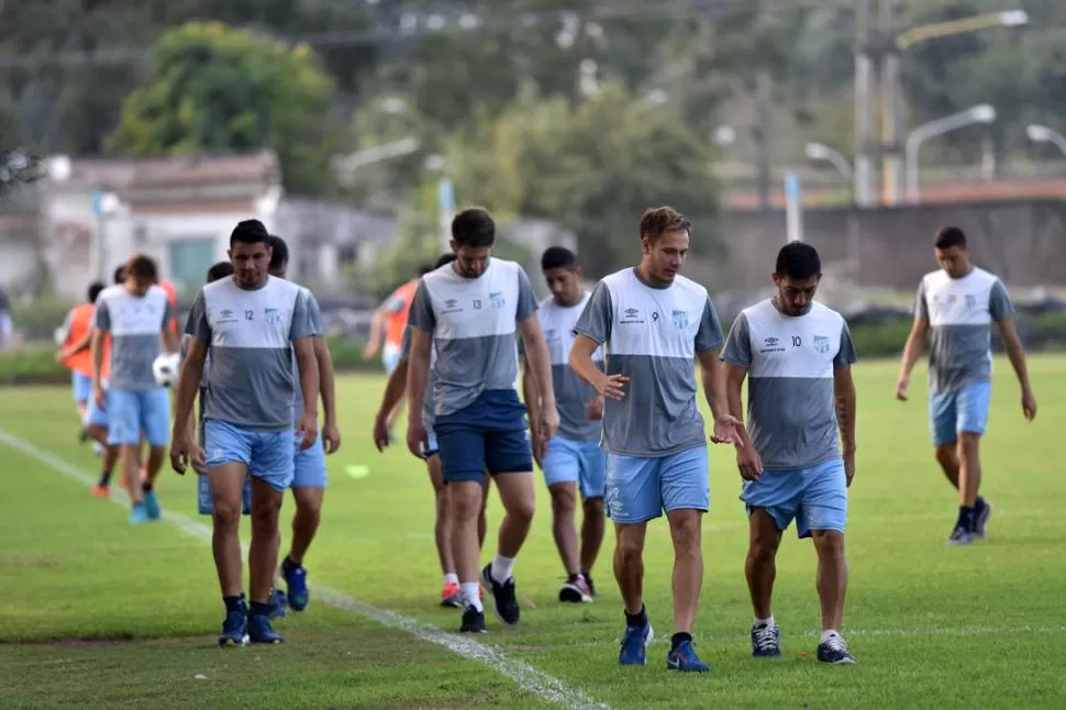 ALGO MÁS. Los titulares en Bolivia levantaron las cargas tras el ensayo de ayer. LA GACETA / FOTO DE Ines Quinteros Orio