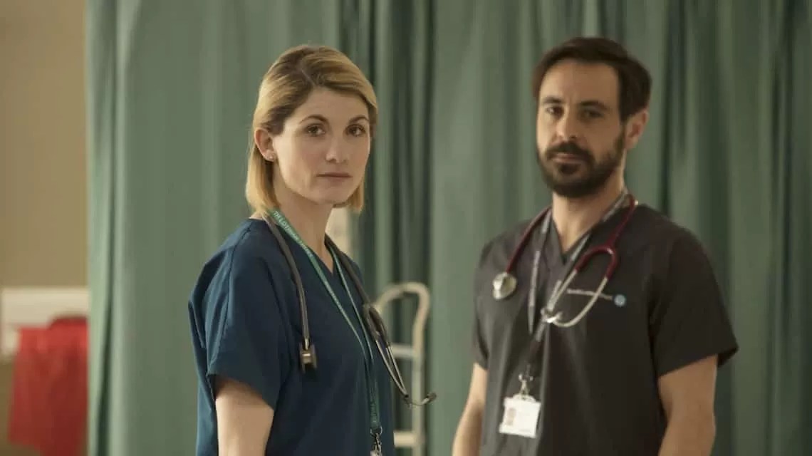 Una enfermera roba una identidad