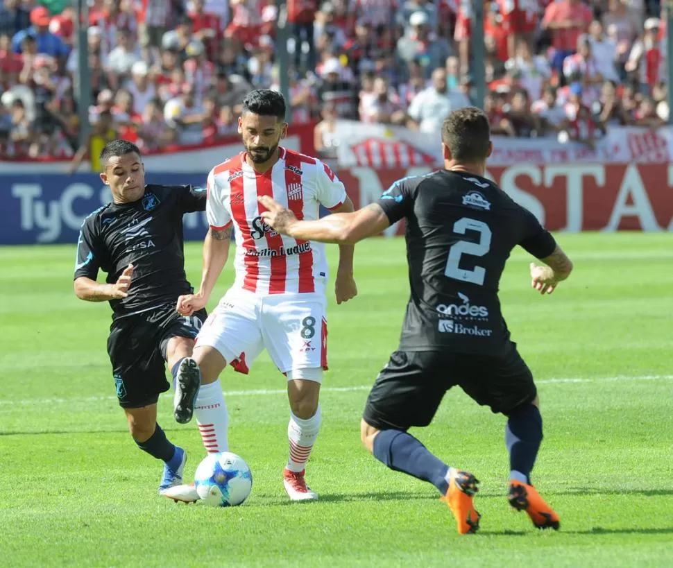 VIRTUD. Galeano le agrega a su juego una dinámica que lo distingue del resto. la gaceta / foto de hector peralta