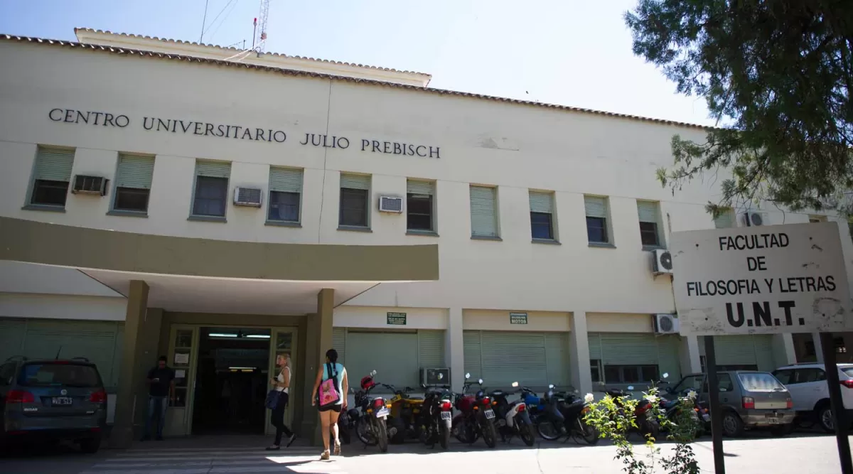 FACULTAD DE FILOSOFÍA Y LETRAS. Diversas actividades se desarrollarán en la sede universitaria.