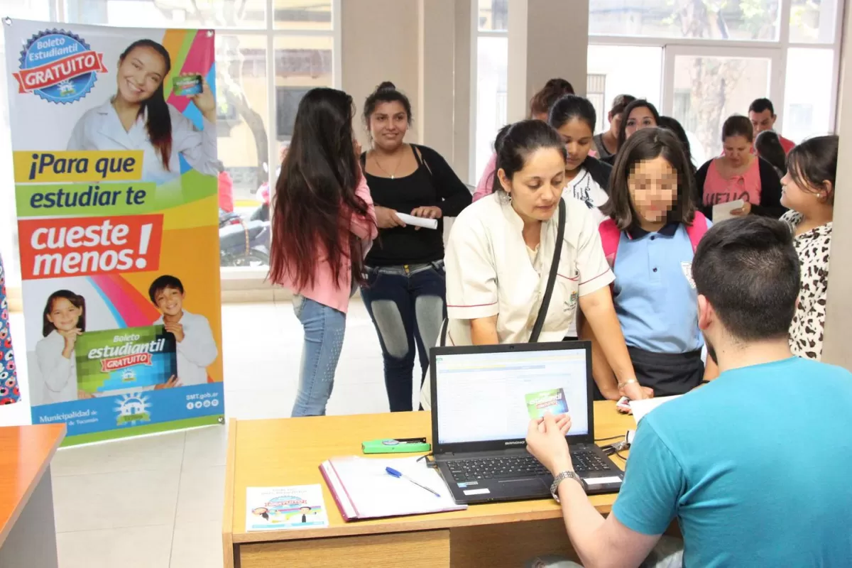 Siete preguntas y respuestas sobre el veto de la ordenanza del boleto universitario