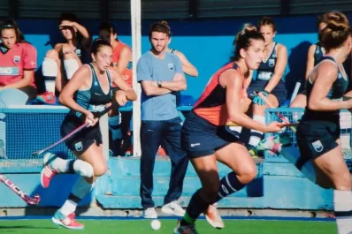Hockey: un accidente sin consecuencias para la delegación tucumana
