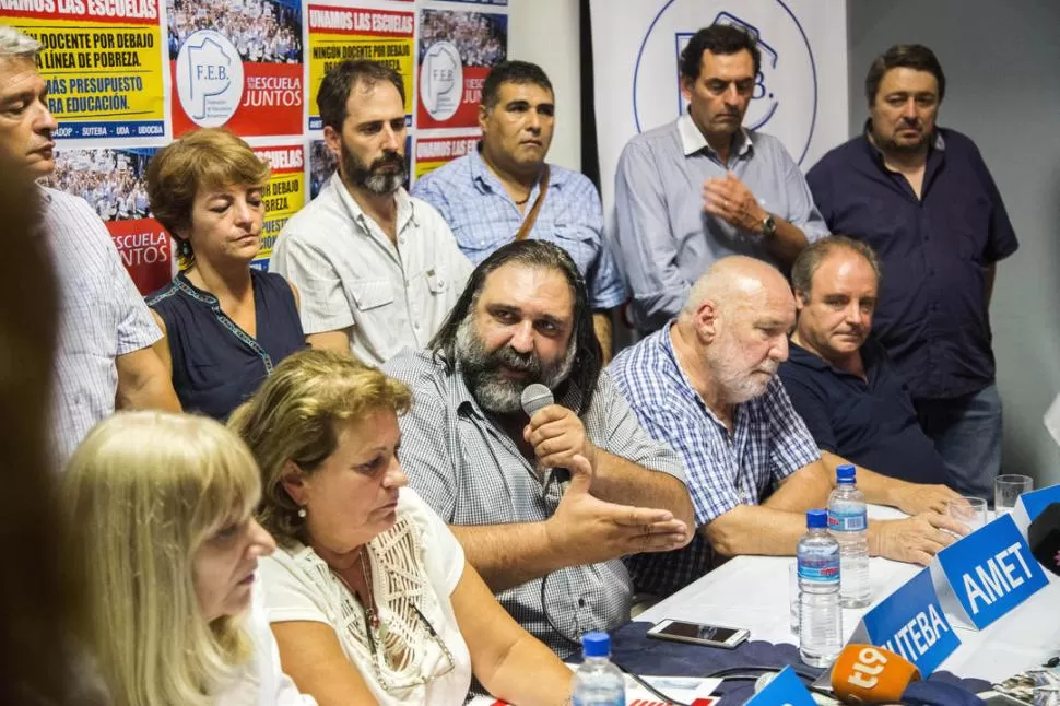 Baradel y los maestros van al paro mañana