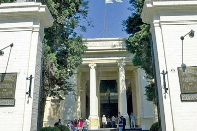 Comienza a definirse el mapa político en la UNT