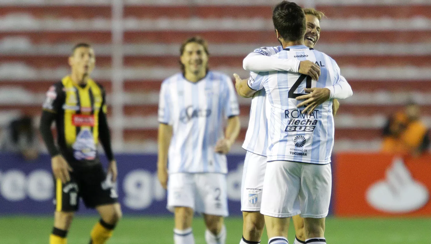 Atlético viene de festejar en el estadio Hernando Siles. REUTERS