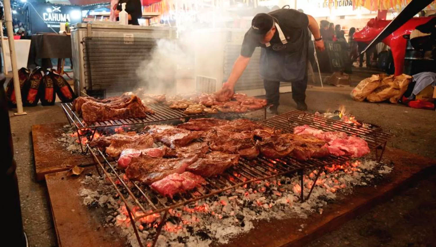 EXPO ASADO 2017. Los asadores dan sus consejos para preparar los mejores asados en casa. LA GACETA / MATÍAS QUINTANA.