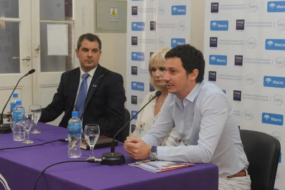 POR LA CULTURA EMPRENDEDORA. Lanusse, Lonac y Rodríguez en la SP-T. la gaceta / foto de Antonio Ferroni