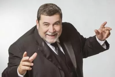 Fra Tenori presenta su repertorio pop lírico en una función especial a beneficio