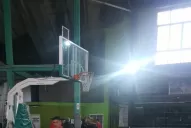 Debido a la lluvia, el “Santo” realizó una práctica liviana en un gimnasio