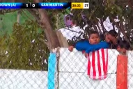 Una imagen vale más que mil palabras: el desconsuelo de los hinchas de San Martín