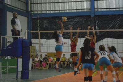 Campeones tucumanos en el “Pichi Cozzitorti”