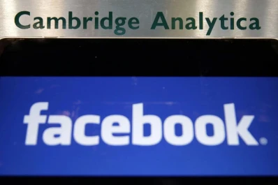 Cambridge Analytica anuncia su cierre tras escándalo de Facebook